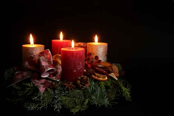 adventskranz  ...  4