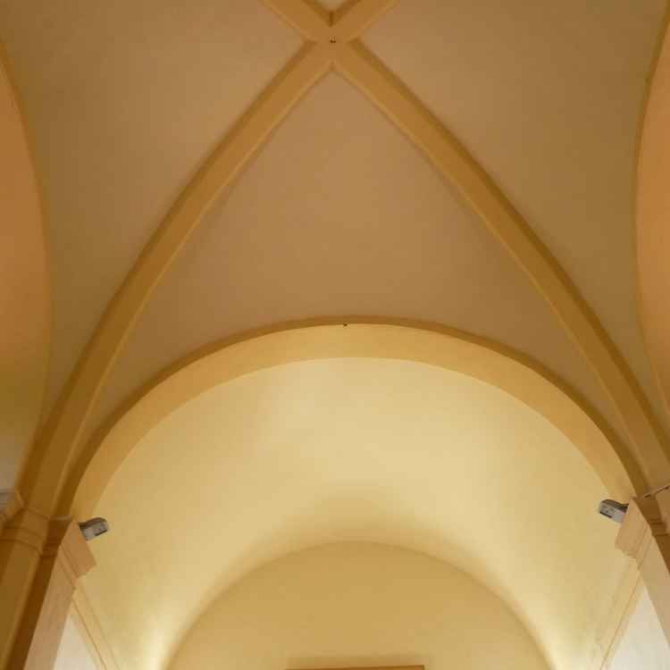 In einer kleinen italienischen Kirche I