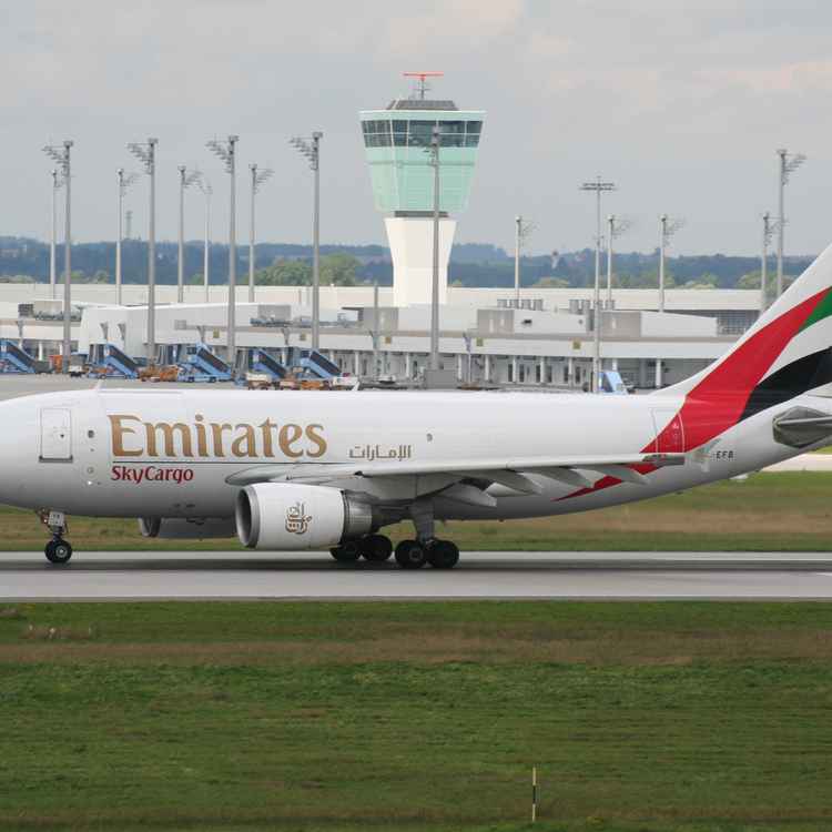 Emirates A310F