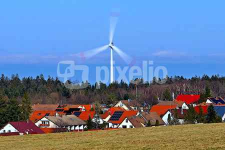 Strom aus Sonne & Wind