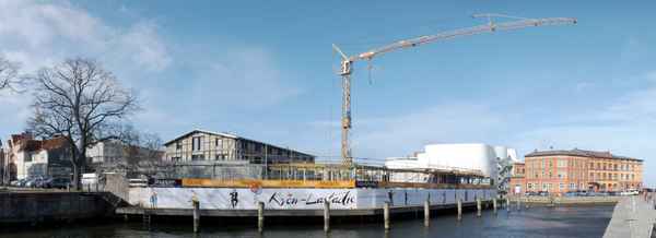 Stadthafen(HST) mit Kronlastadiebaustelle(2)