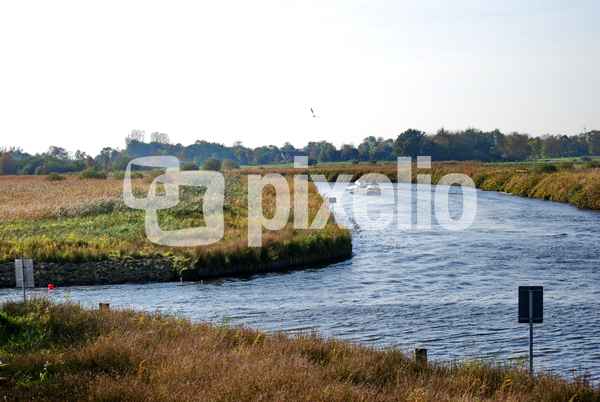 Kanallandschaft am Grossen Meer