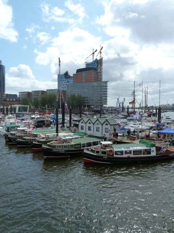 Foto mit Elbphilharmonie