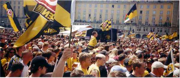 Dynamo Dresden Aufstieg 2004