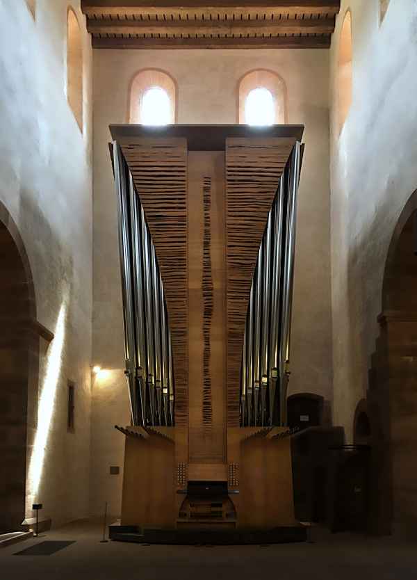 Fahrbare Orgel in der Klosterkirche von Alpirsbach