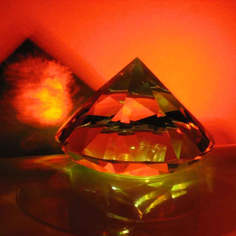 Glas mit Licht und Schatten