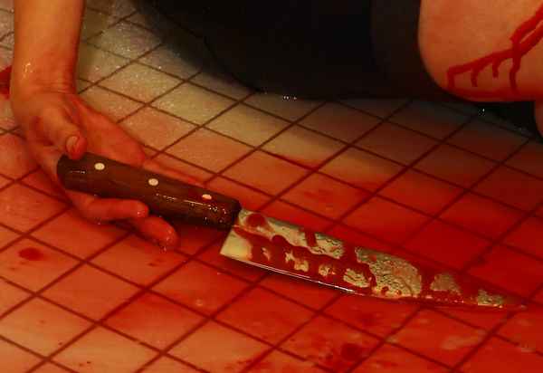 Selbstmord mit dem Messer