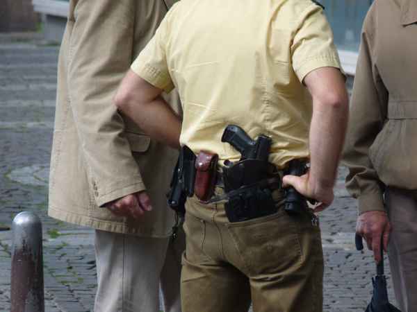Dein Freund und Helfer