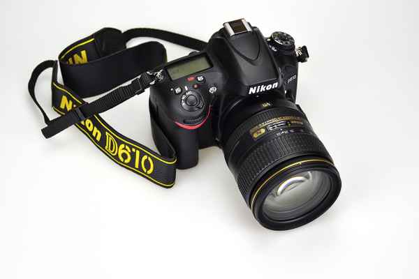 Nikon D610