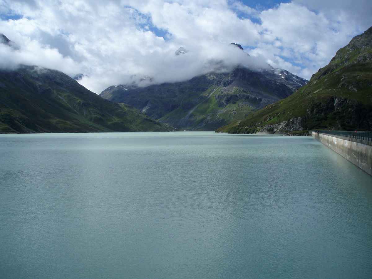 Stausee in den Alpen