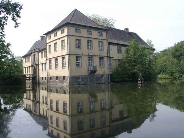 SCHLOSS STRÜNKEDE HERNE