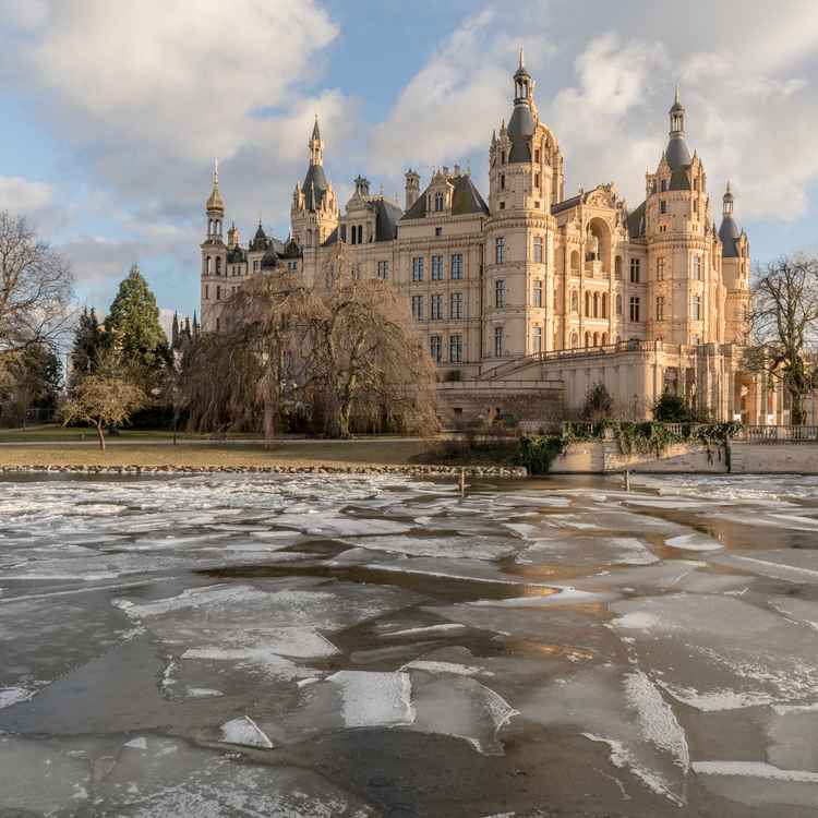 Schweriner Schloss im Winter