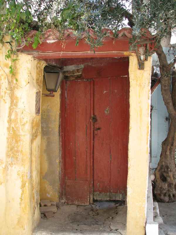 tür in athens altstadt