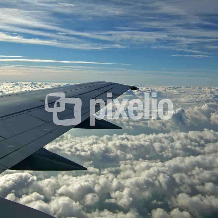 Über den Wolken