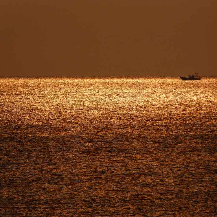 Sonnenuntergang im indischen Ozean