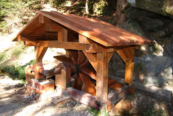 Bisse du Trient: kleines Wasserrad