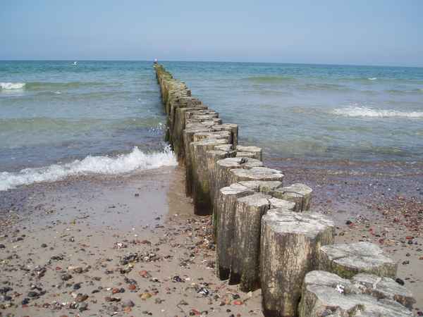 Warnemünde Strand und Meer