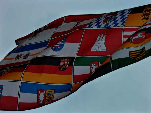 16 Bundesländer Flagge
