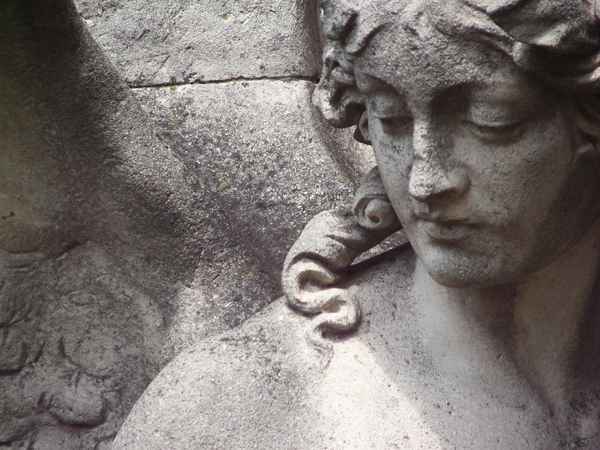 Statue