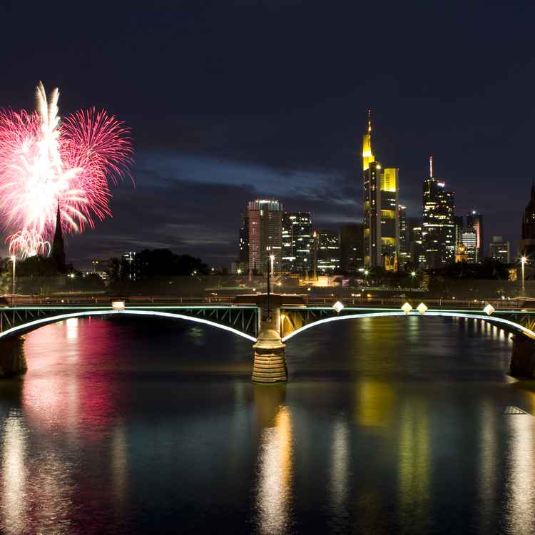 Frankfurt Mainfest Feuerwerk