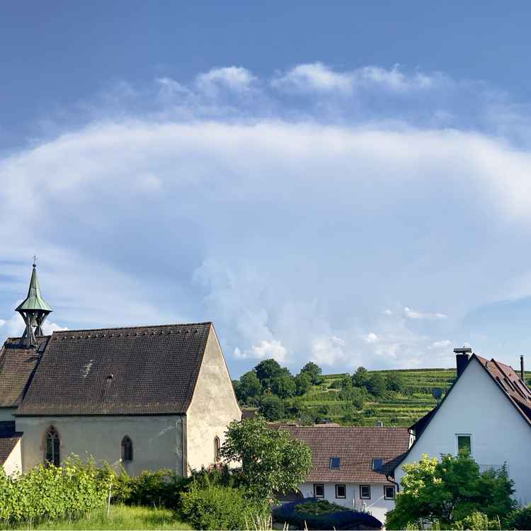 Amboss-Wolke kündet großes an