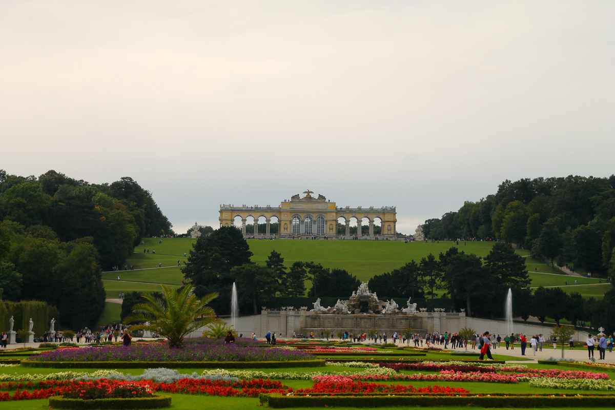 Die Gloriette 01