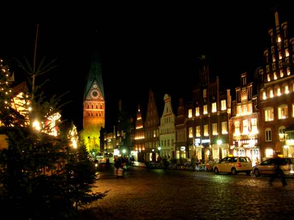 Advent in Lüneburg  -  Der Platz "Am Sande"