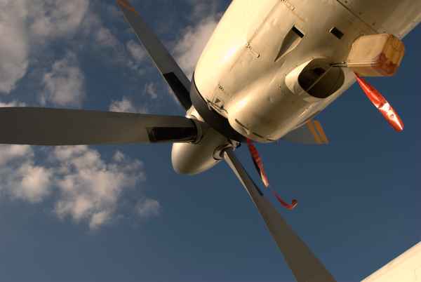 Rotoren und Flugzeuge 3