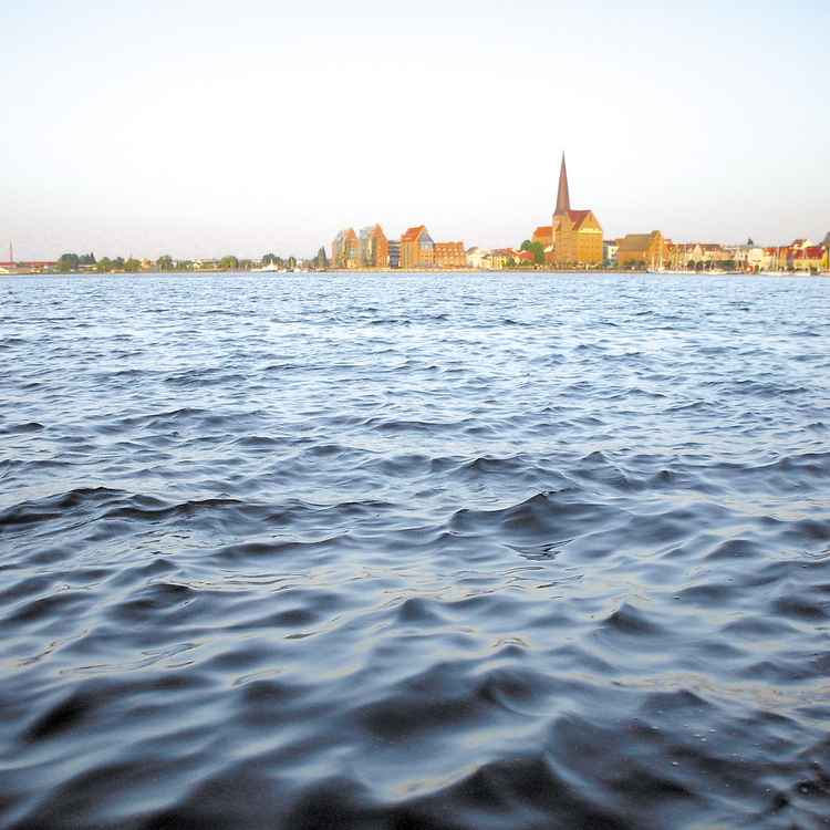 abendlicher Blick vom Gehlsdorfer Ufer