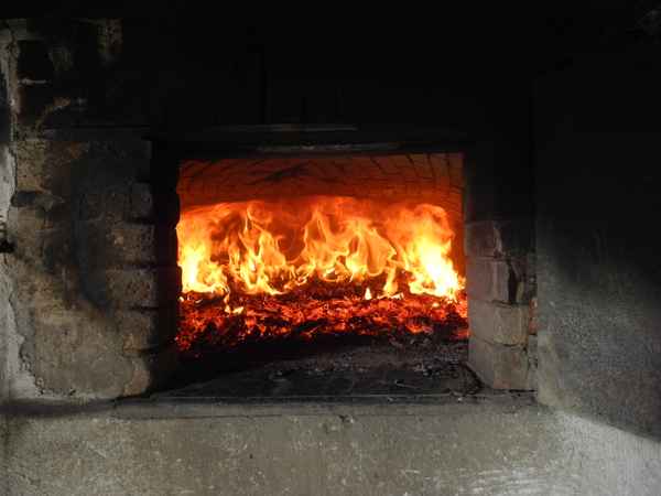 Holzbackofenfeuer