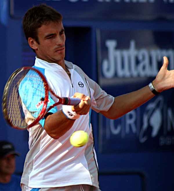 tony robredo