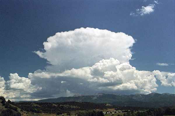 Gewitterwolke über Cortez in Colorado USA