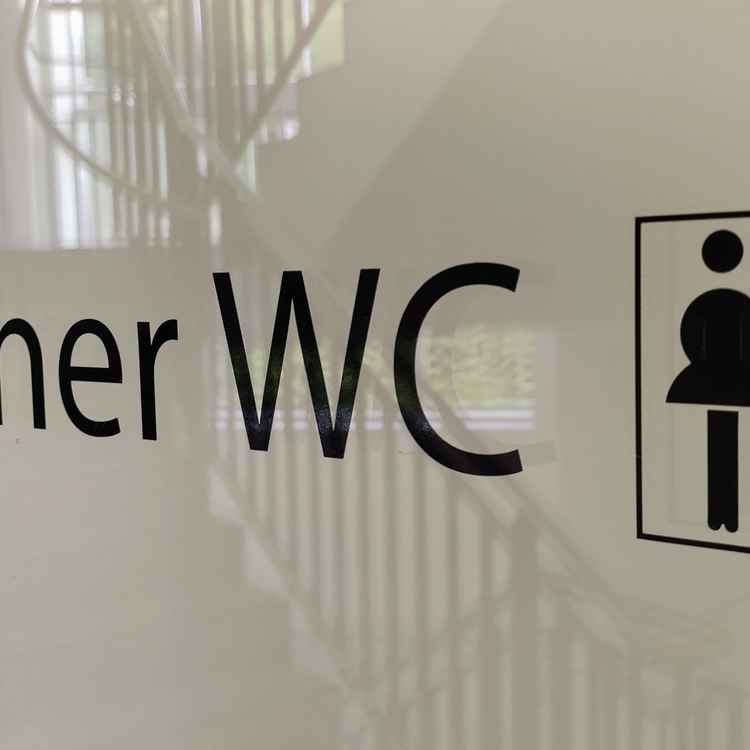 Toiletten Wegweiser