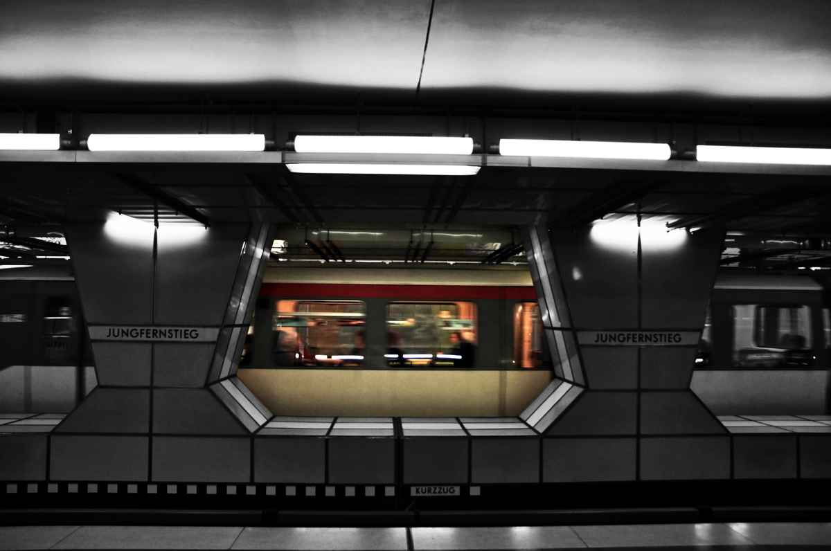 U-Bahn Jungfernstieg