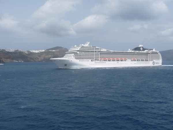 Kreuzfahrt nach Santorini