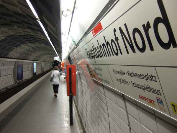 Hamburg U2 Station Hauptbahnhof Nord