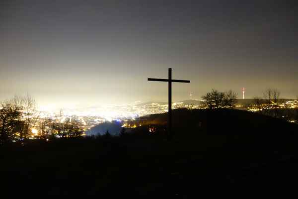 Stuttgart bei Nacht