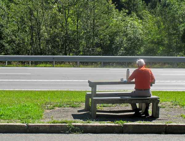 Ausgesetzt auf der Autobahn