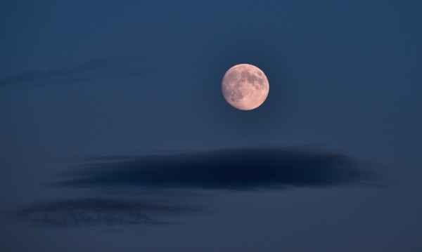 Er schwebt auf Wolke 7