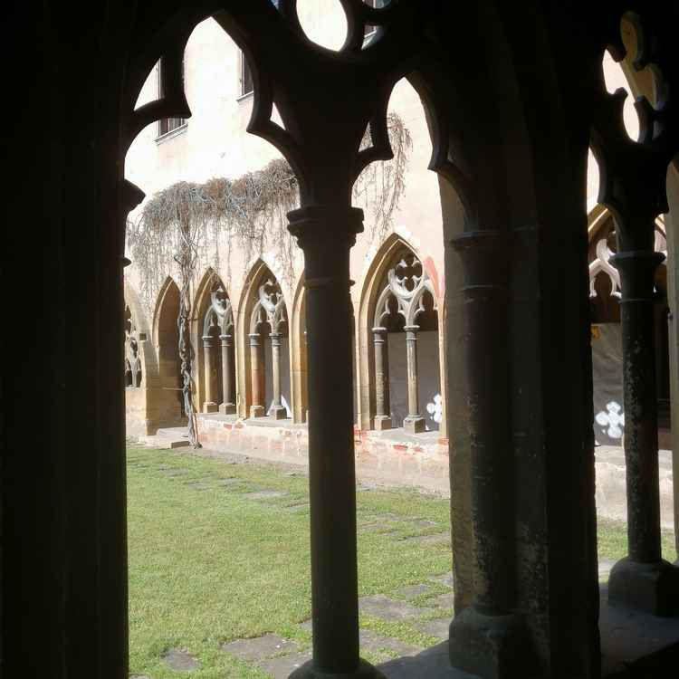 Palisadengang und Atrium Kloster "Unterlinden", Colmar/Elsass