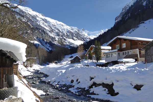 Bergdorf Weisstannen im Talende gelegen