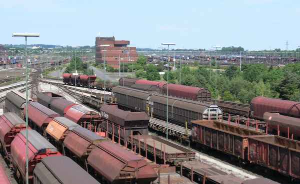 Waggons, Waggons ...