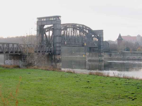 Die Hubbrücke