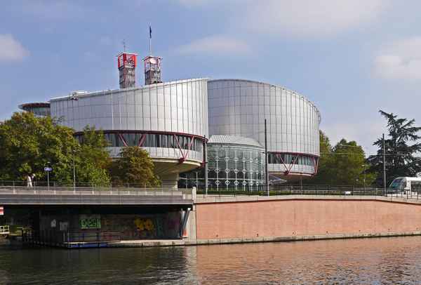 Der Europäische Gerichtshof . . . .