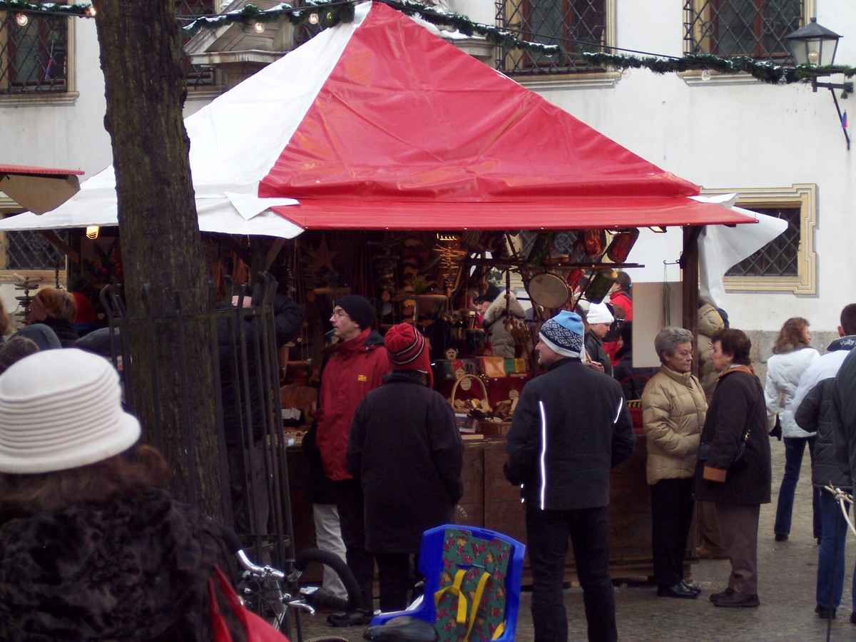 Weihnachtsstand im Regensburg