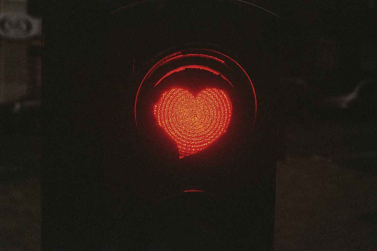 Rotlichtbezirk bei Nacht