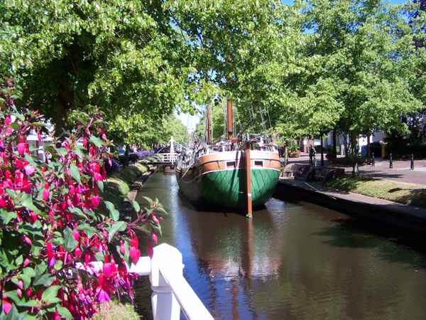 Museumsschiff in Pappenburg