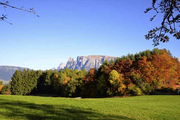 Der Schlern. Ein Bergmassiv in den Südtiroler Dolomiten.