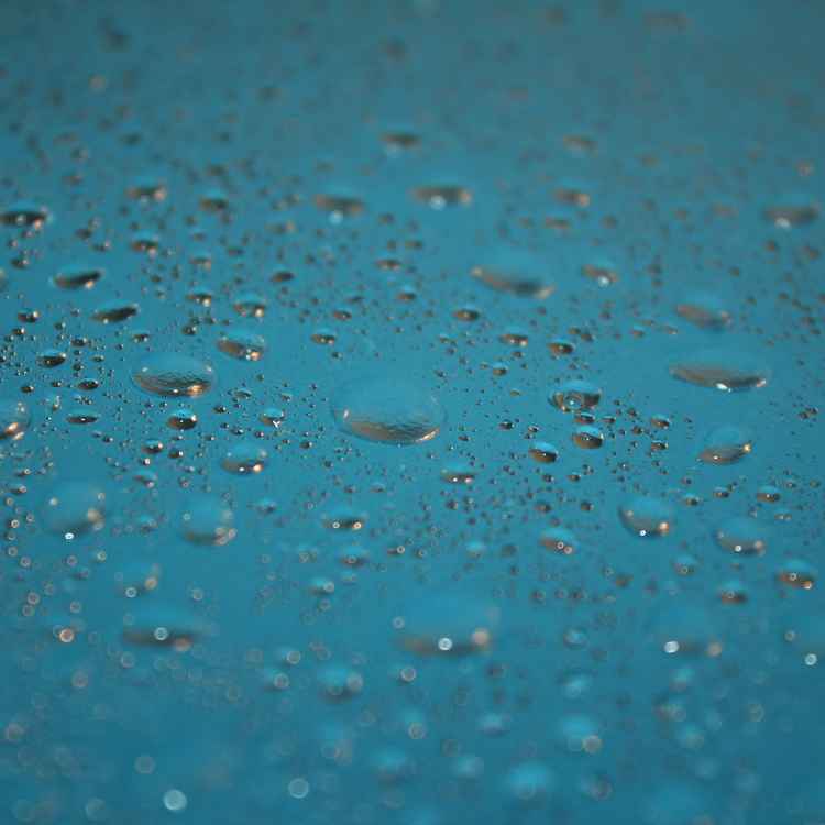 Blaue Wassertropfen