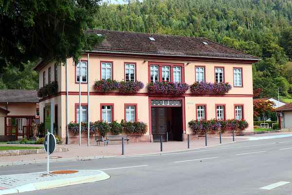 Höfen an der Enz - Rathaus